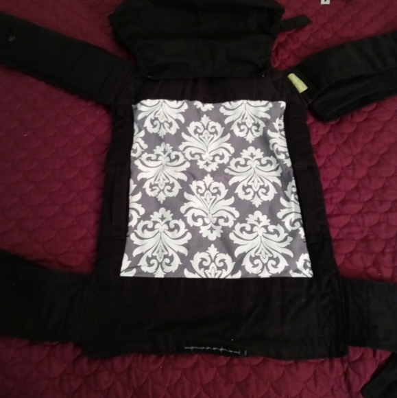 Infantino Other Infantino Sash Wrap Tie Mei Tai Carrier Poshmark